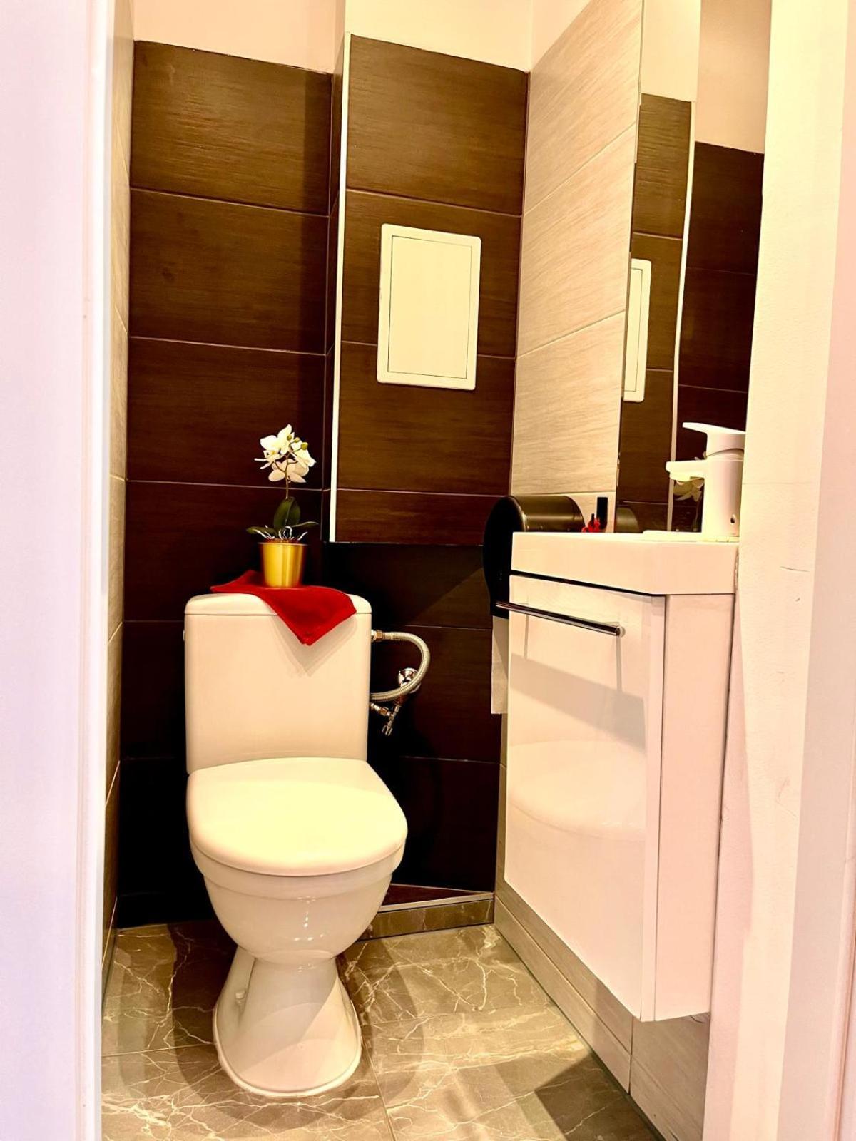 Petit 1 Bed Room Condo Warszawa Center מראה חיצוני תמונה