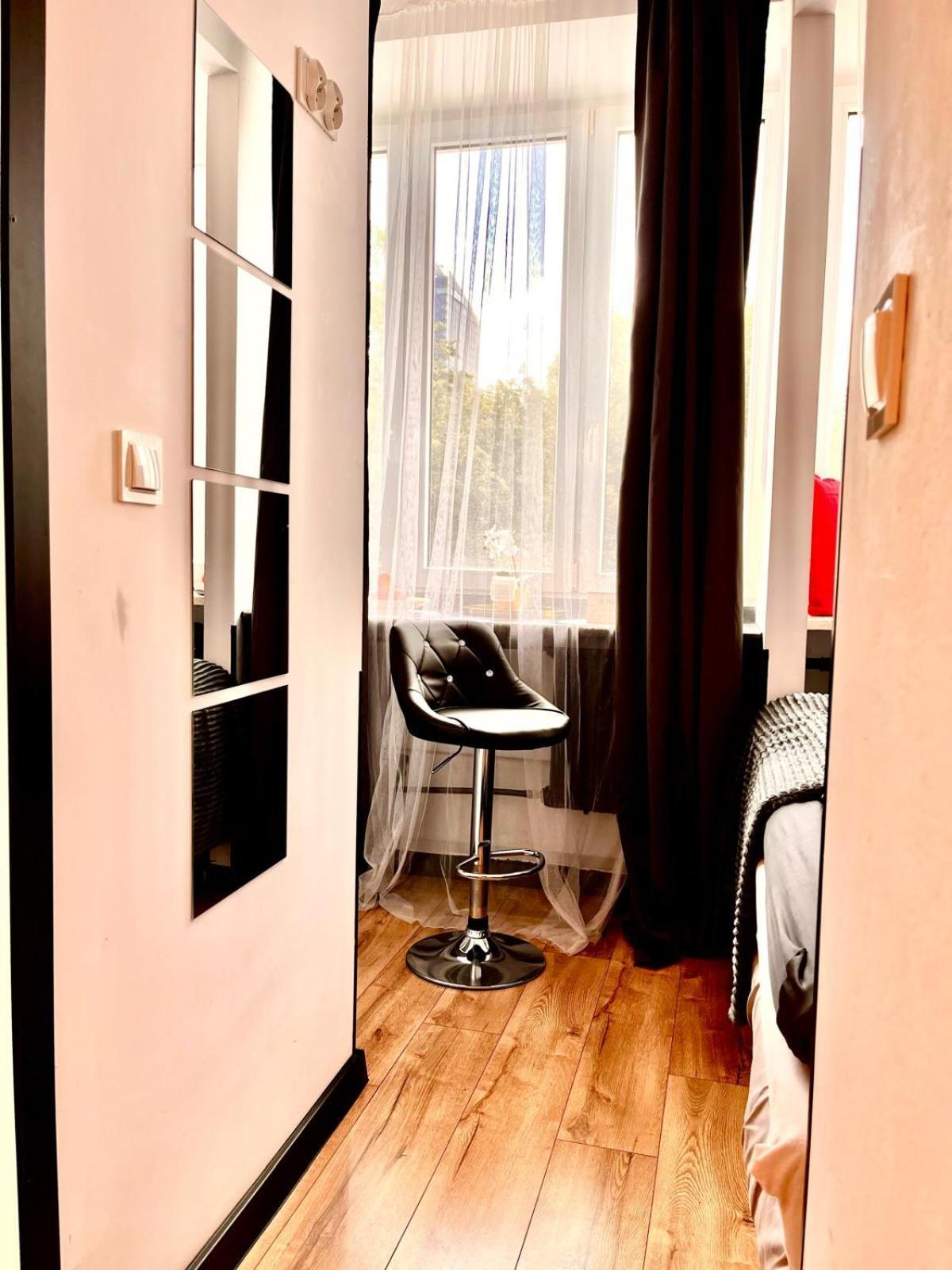 Petit 1 Bed Room Condo Warszawa Center מראה חיצוני תמונה