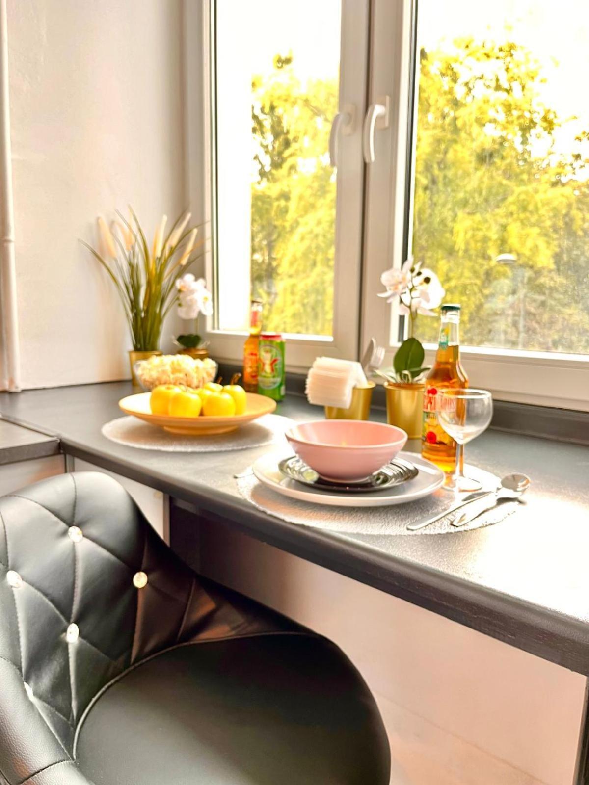 Petit 1 Bed Room Condo Warszawa Center מראה חיצוני תמונה