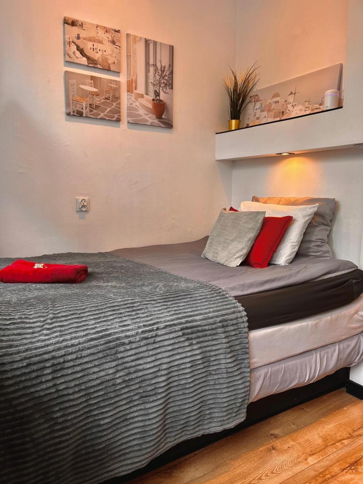 Petit 1 Bed Room Condo Warszawa Center מראה חיצוני תמונה